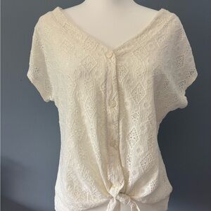 French Laundry Cream Lace Button-Front Tie Hem Blouse